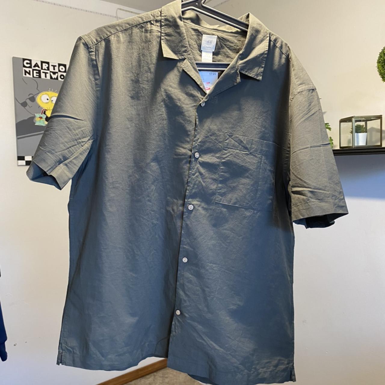 H&M military green button up shirt Depop