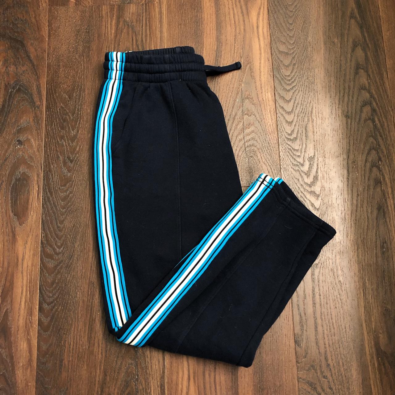 Tna iconic sweatpant sale