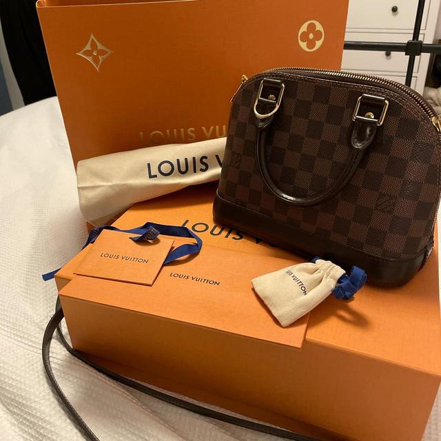 Authentic Louis Vuitton Montaigne BB bag!! Comes - Depop