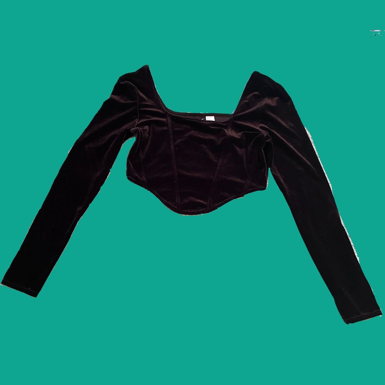 H&M GOING OUT TOP Super cute, comfy and easy to... Depop