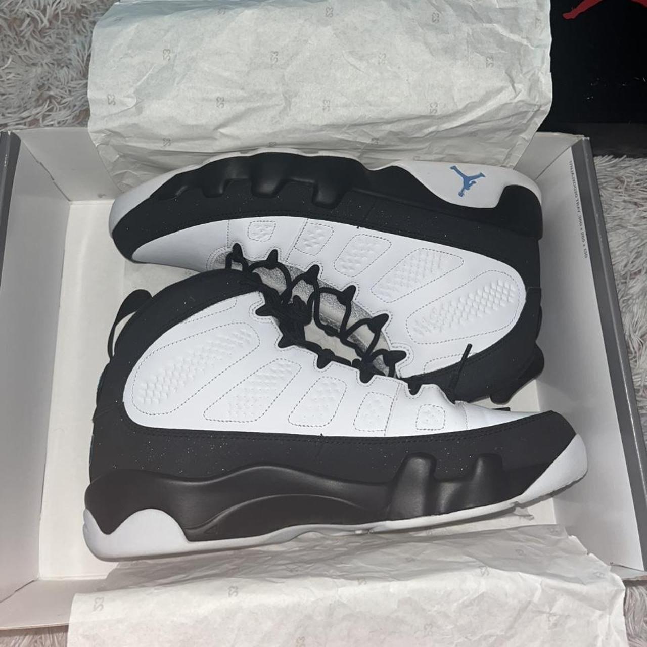 university blue size 9