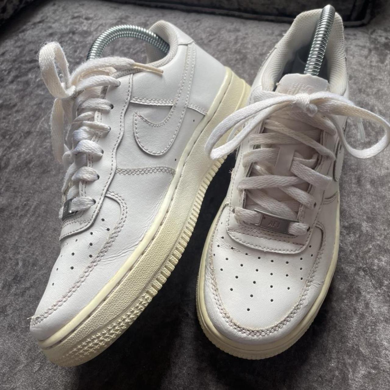 yellowing air force ones