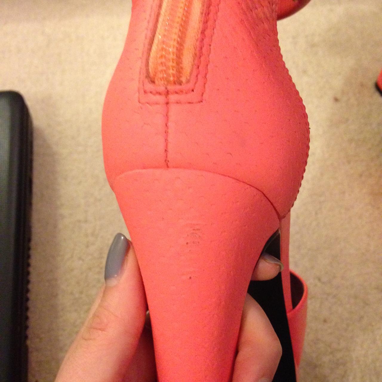 Neon on sale coral heels