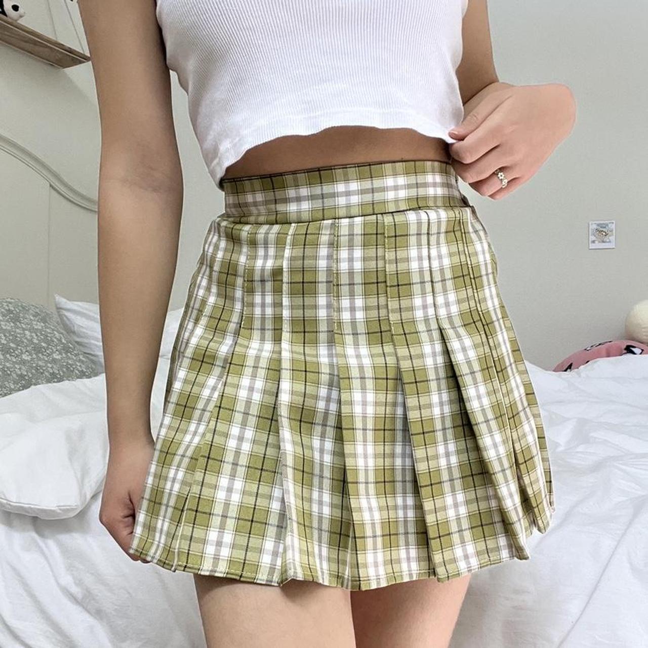 Princess Polly Green Plaid Mini Skirt The cutest... - Depop