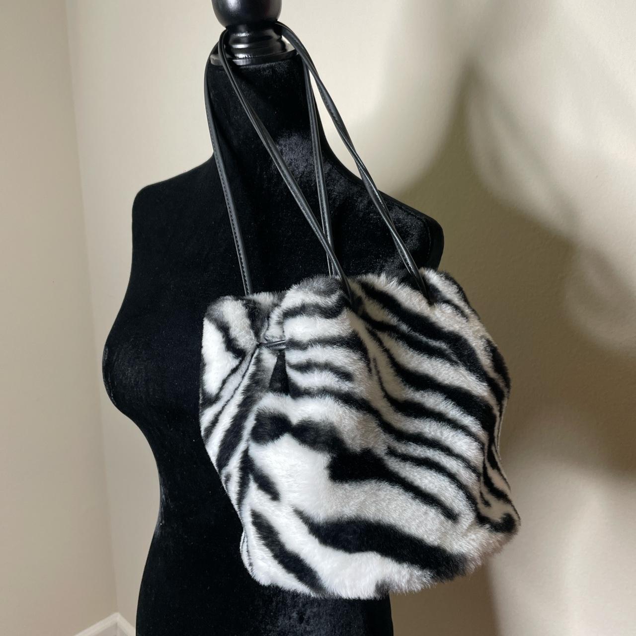 Buy White & Black Handbags for Women by Lychee Bags Online | Ajio.com