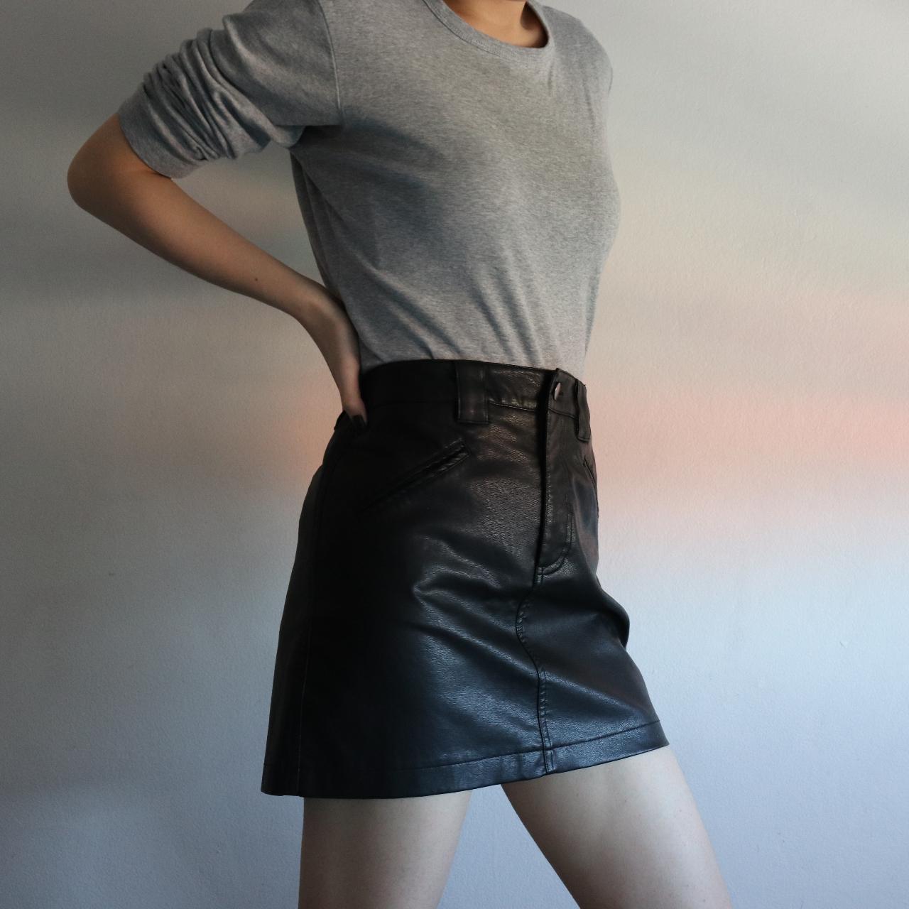 Black leather cheap skirt glassons