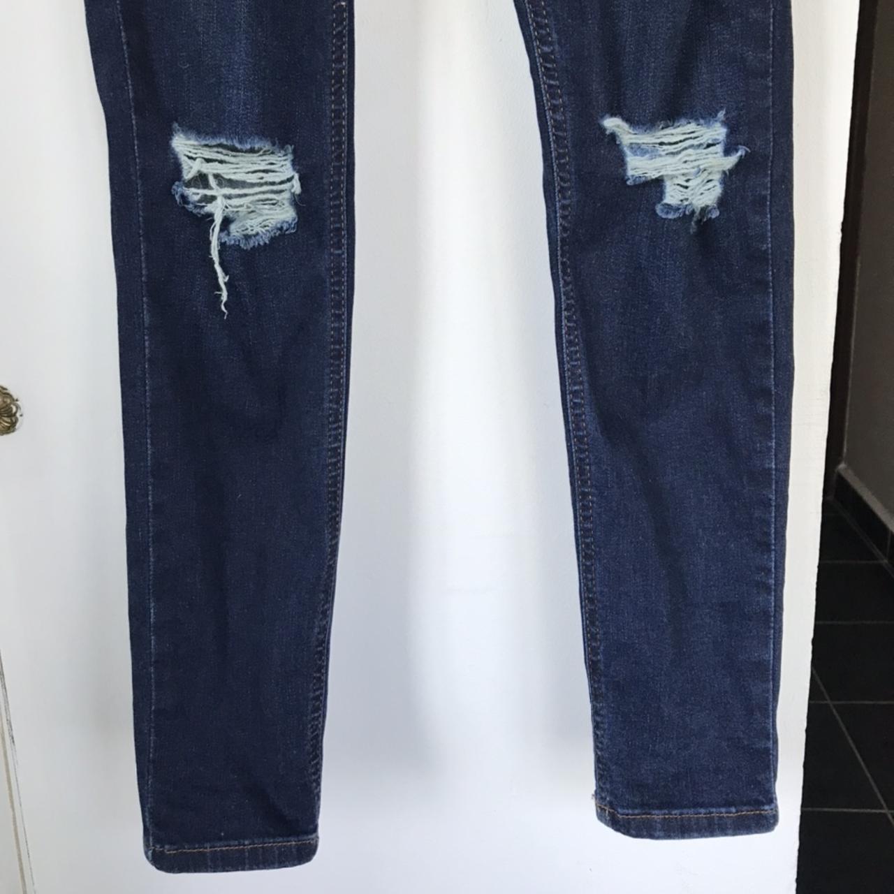 Some better photos of these Topshop Jamie jeans... - Depop