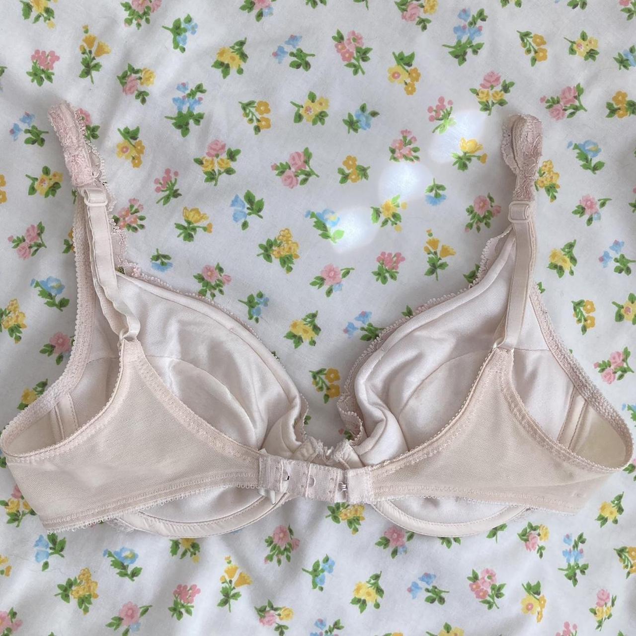 Vintage pastel pink lace bra 🌸 So dainty & sweet!... - Depop