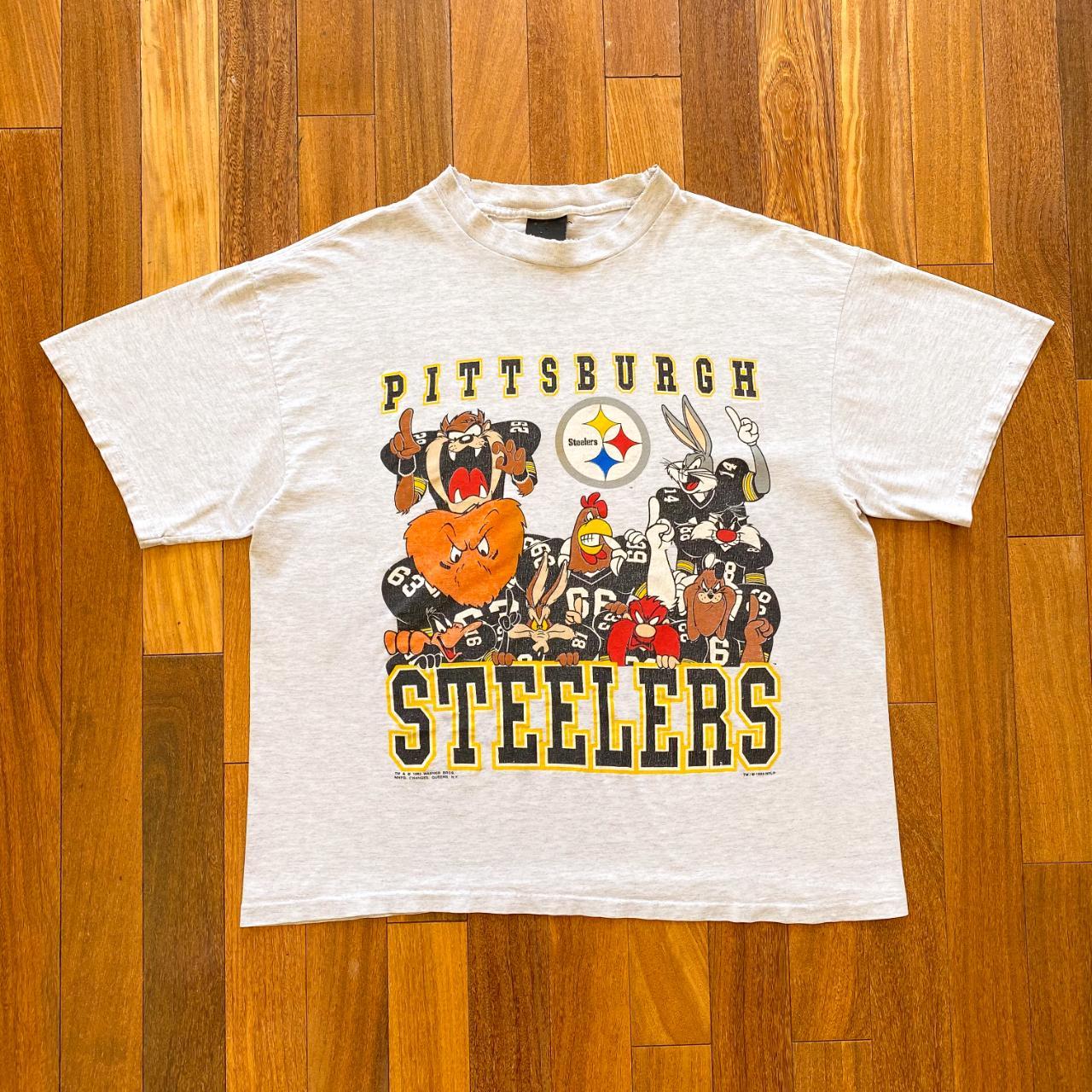 Gildan, Shirts, Vintage Pittsburgh Steelers Taz Looney Tunes Tshirt  Pittsburgh Steelers Shirt