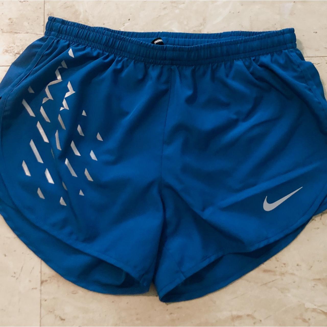 nike running shorts with zipper pocket