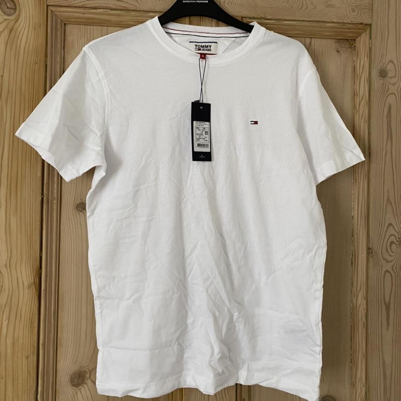 Tommy Hilfiger white tshirt Size s/m Brand new with... - Depop