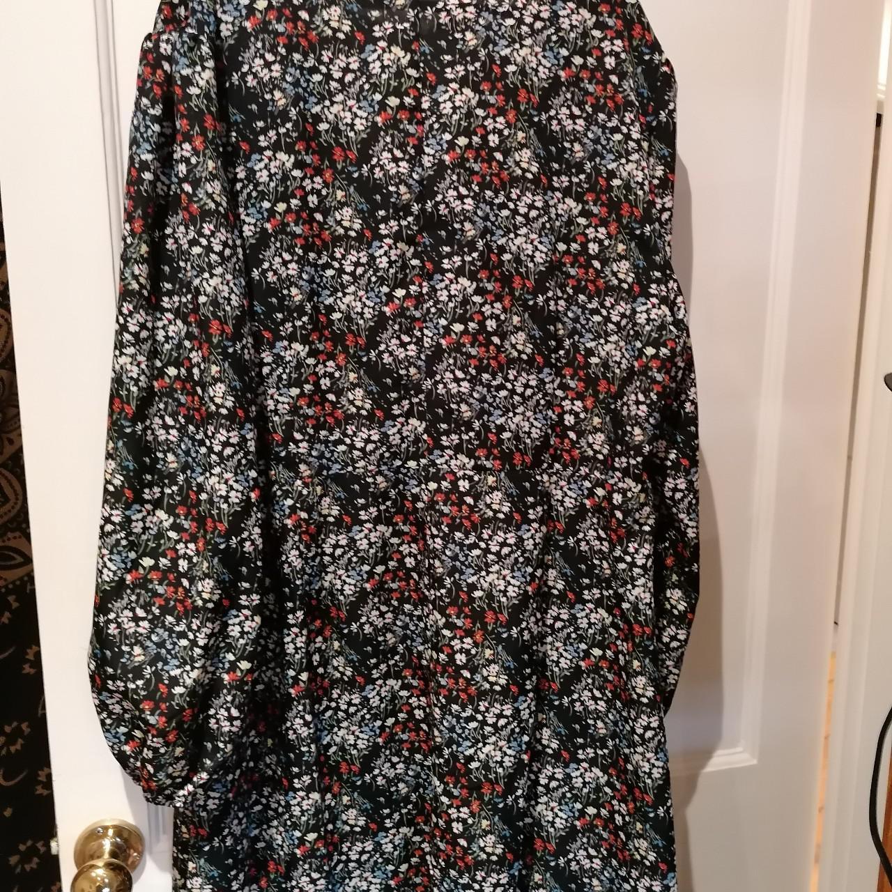 Missguided floral maxi dress Button up at the... - Depop