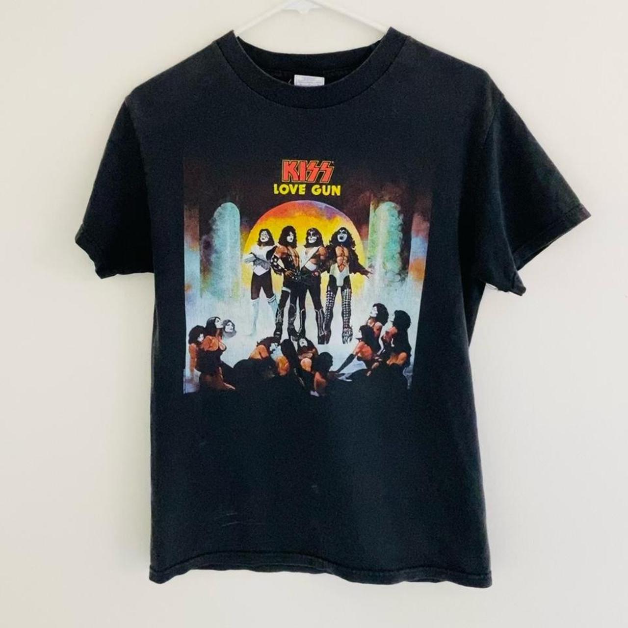 Vintage discount Wonderland KISS 2001 Love Gun Tee