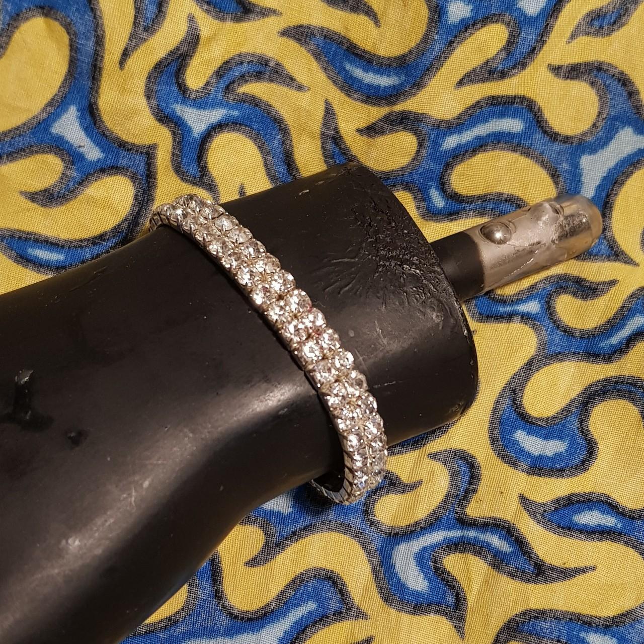 Women's Grey and Silver Jewellery Depop