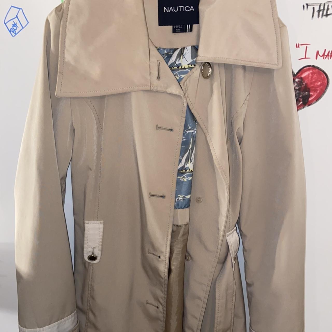 Nautica trench coat very nice quality perfect for a