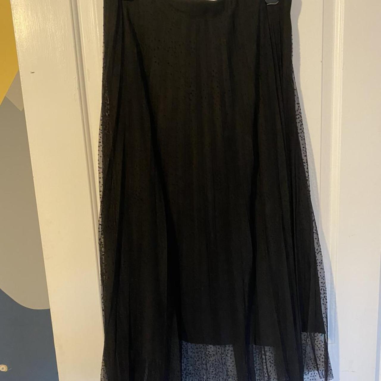 Zara black pleated midi skirt - Depop