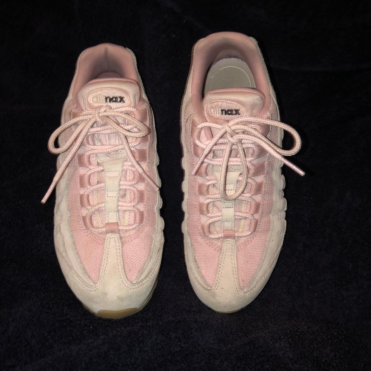 nike air suede pink