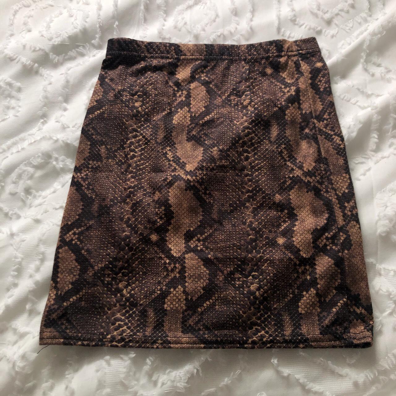 PLT, brown snake skin skirt! size 6. passed on... Depop