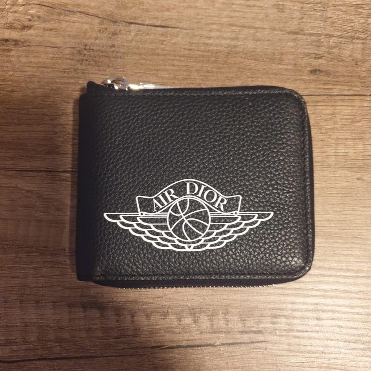 air dior wallet