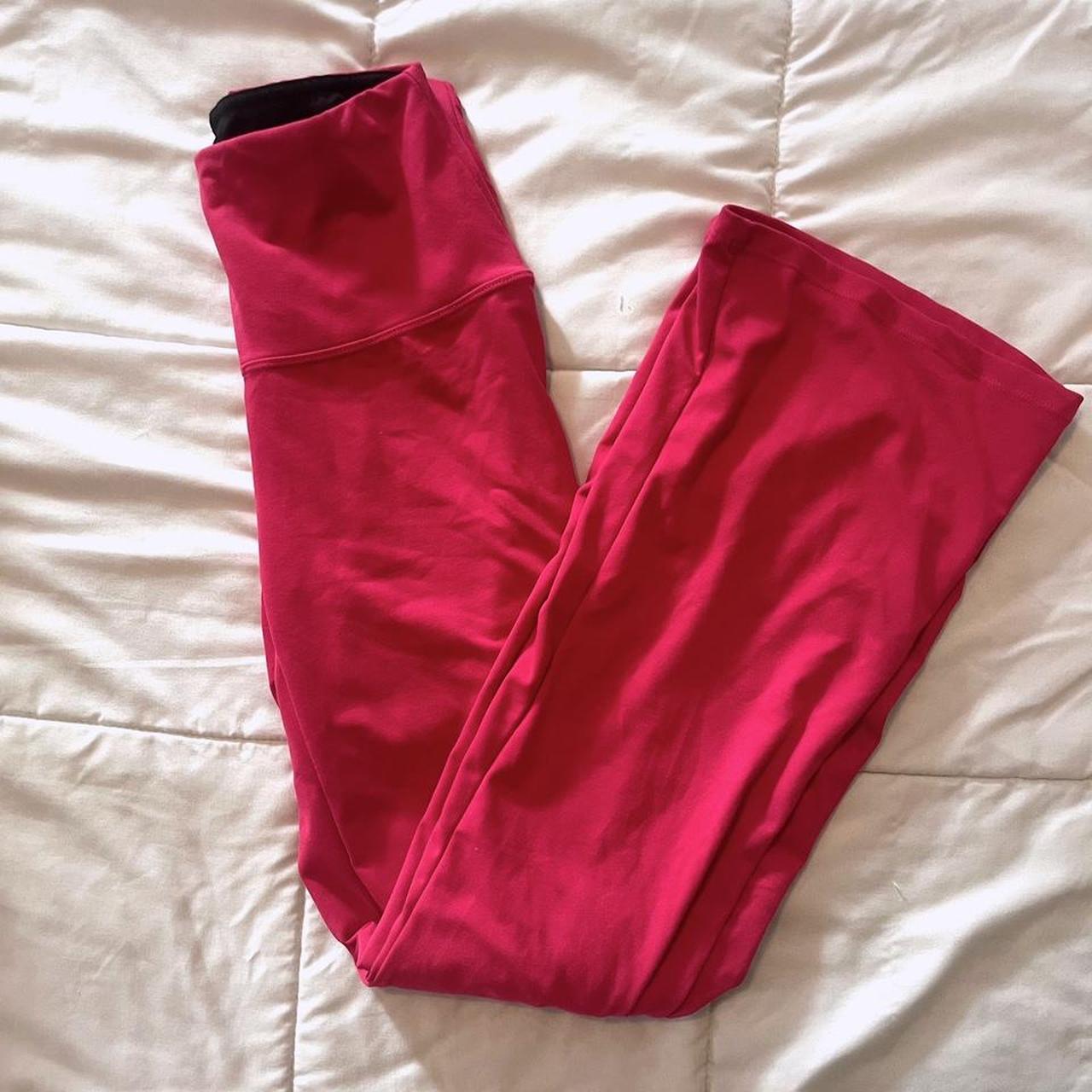 hot pink yoga pants, super flatter & no camel toe ... - Depop