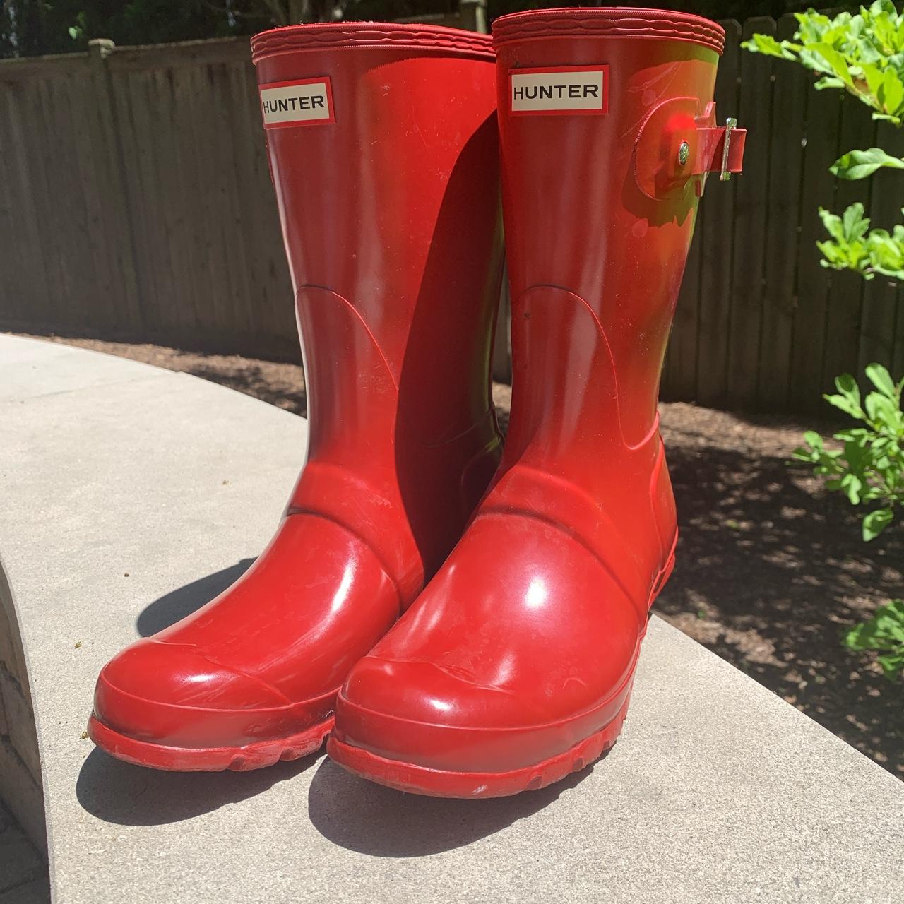 Mid length best sale hunter boots