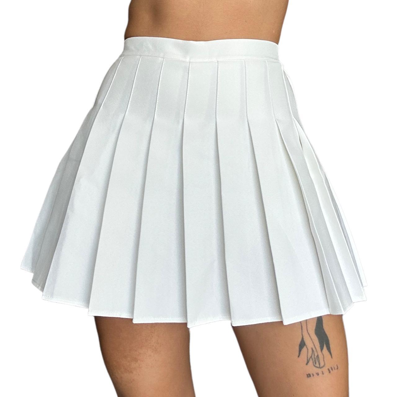 90s pleated skirt high waisted with Depop