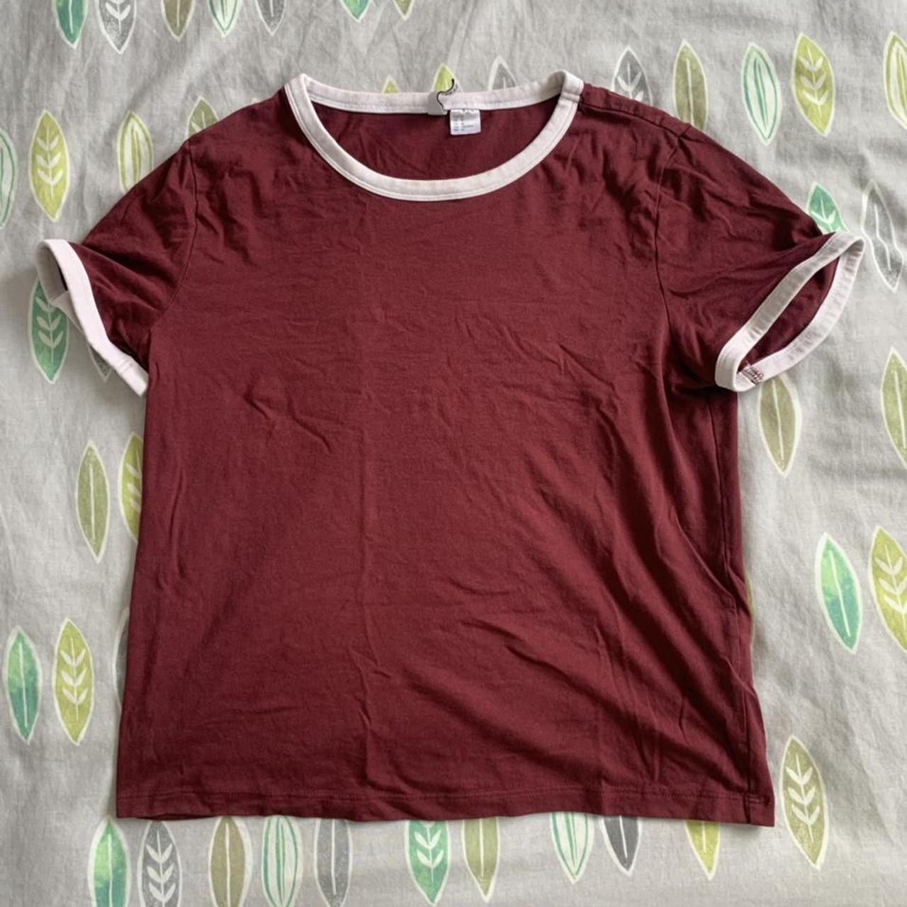 H&M Women's Burgundy and White T-shirt | Depop