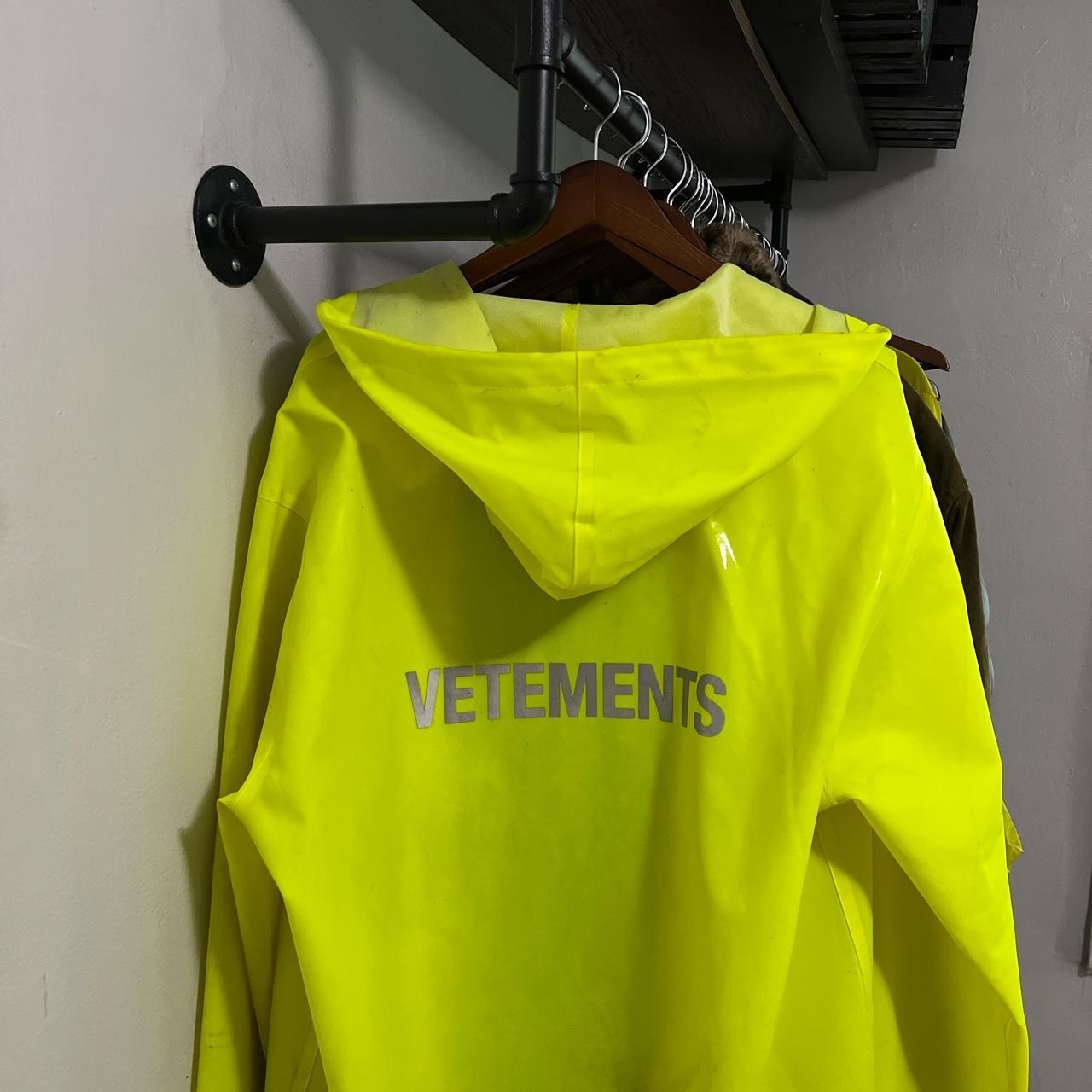 Vetements oversized rain jacket, 8/10 , One size