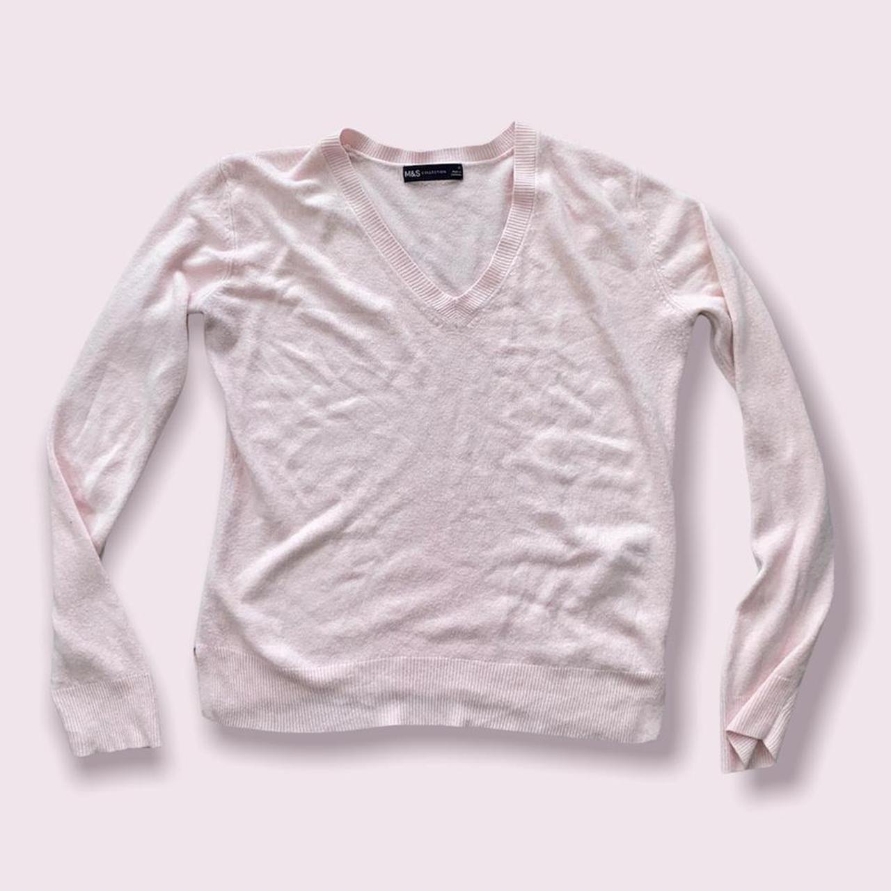 Baby Pink V Neck Jumper Free UK Shipping M S Jumper Depop