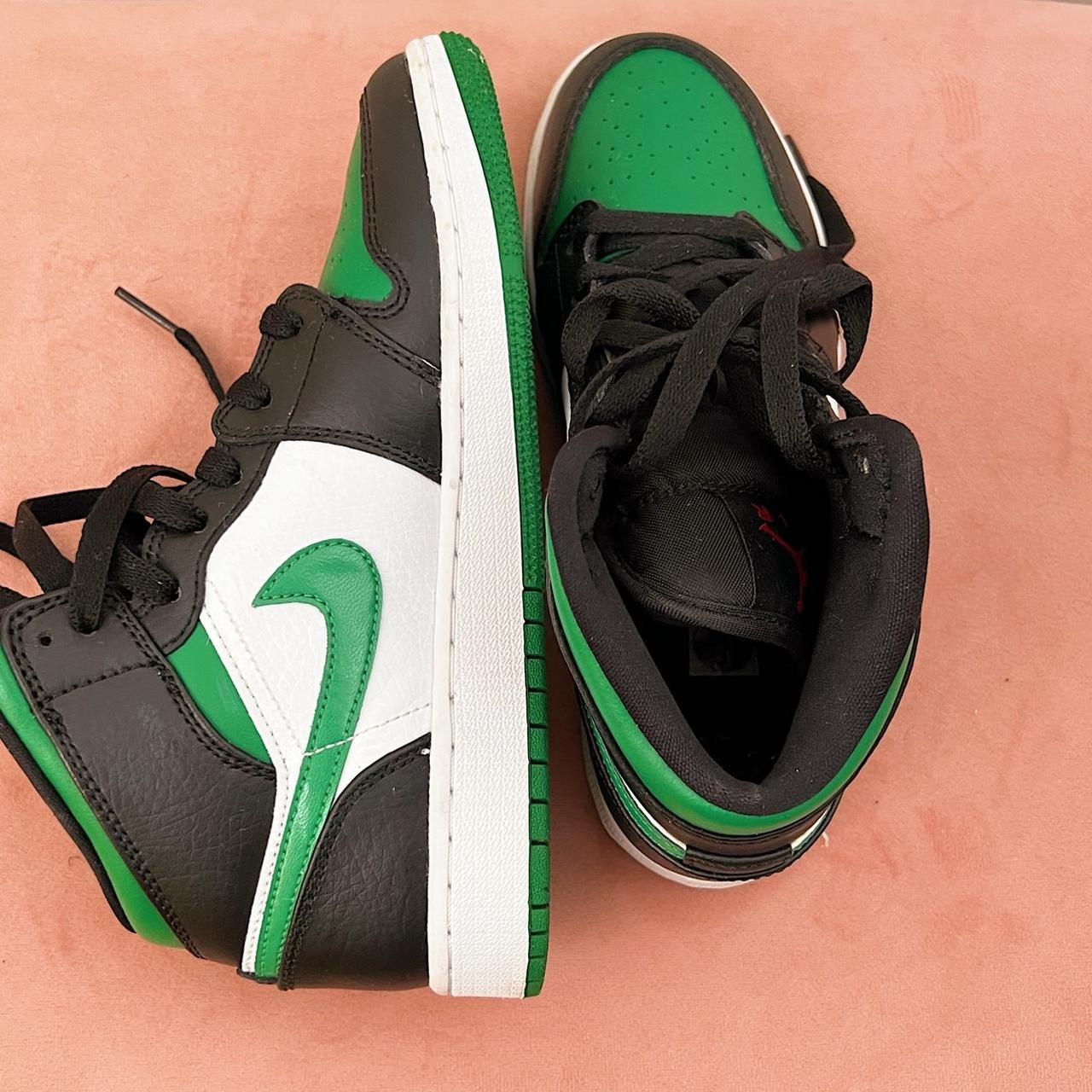 jordan 1 green and black mid