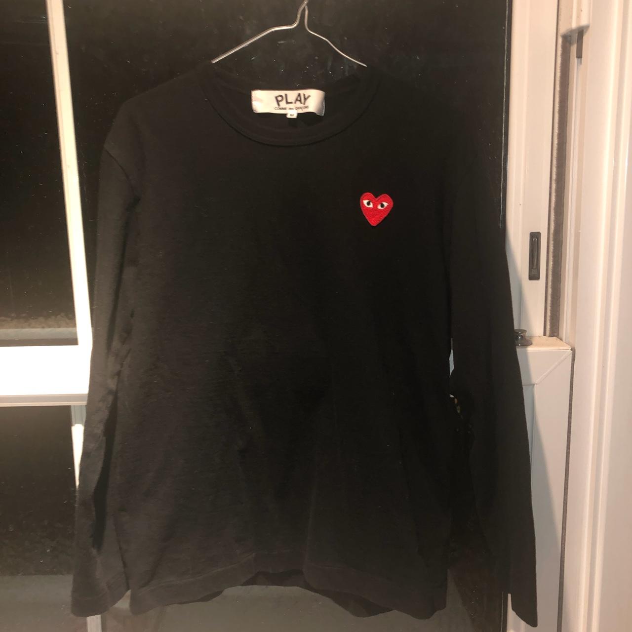 COMME des GARCONS BLACK LONG SLEEVE WITH CDG HEART