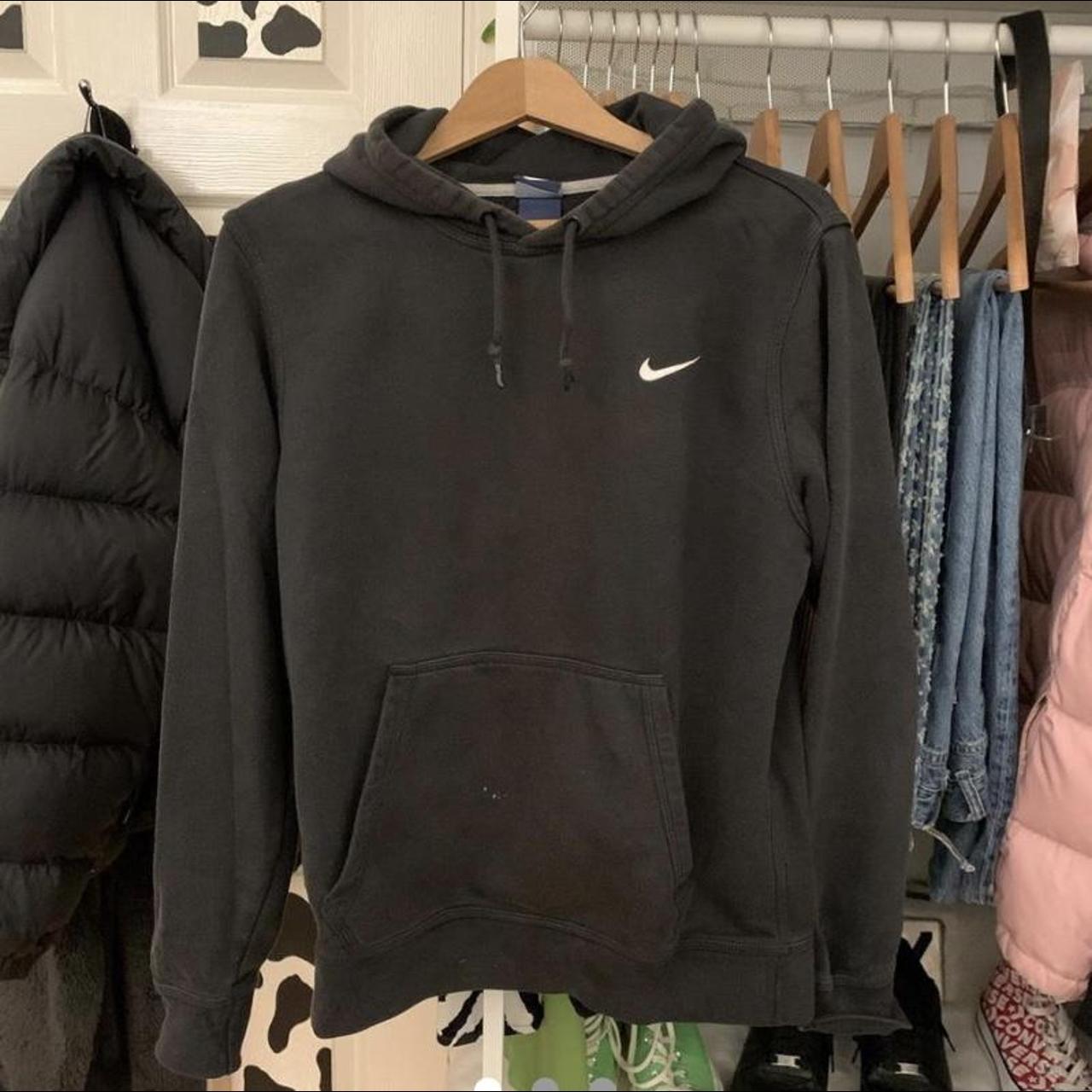 depop nike hoodie