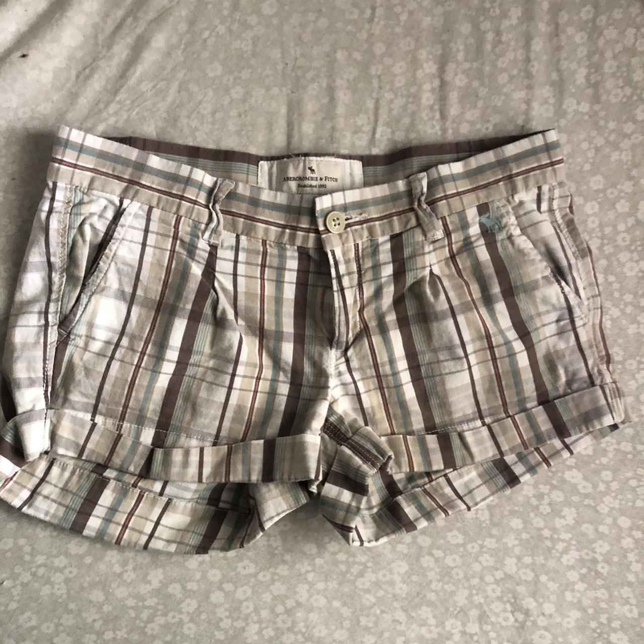 Adorable vintage abercrombie shorts! Great for... - Depop