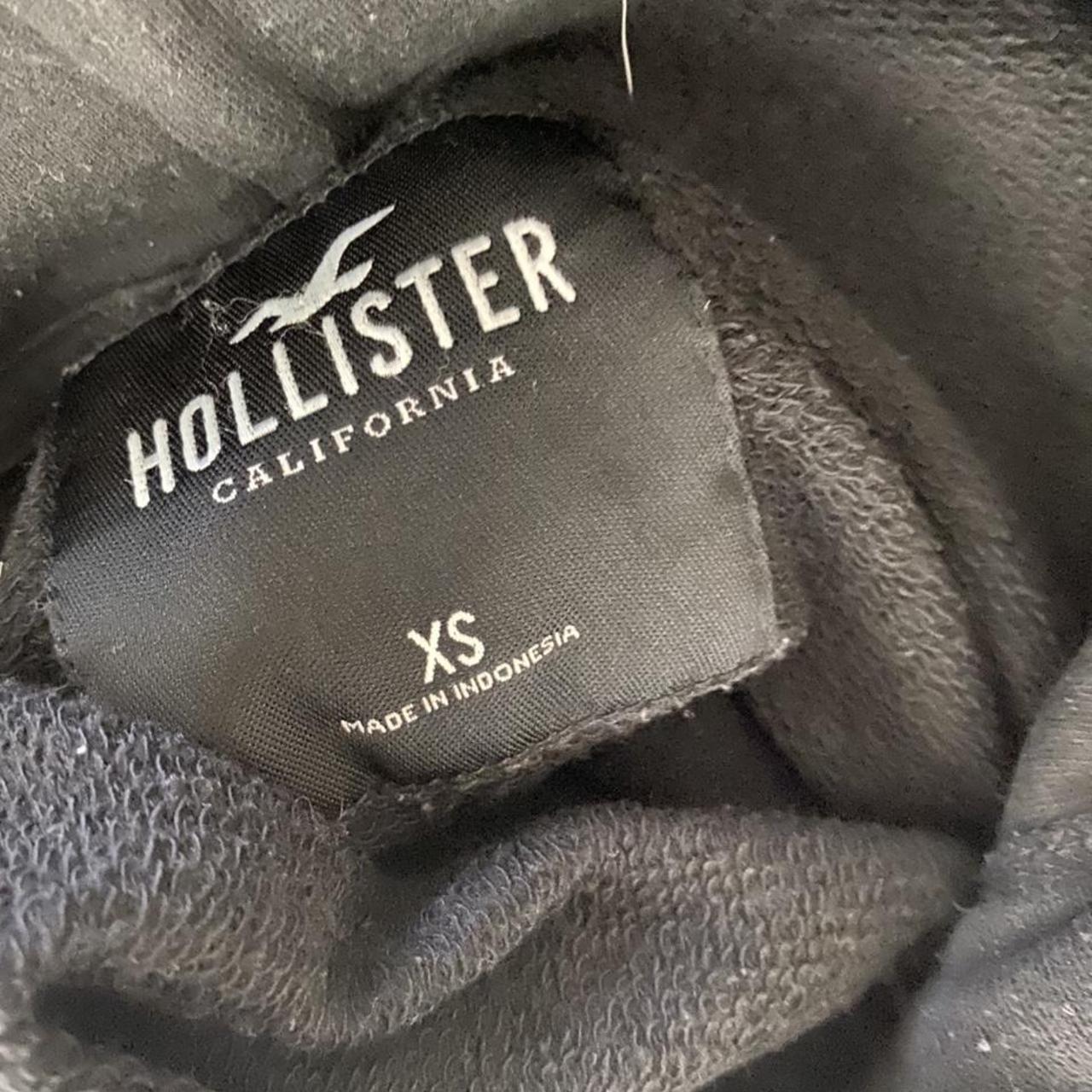 Hollister black cropped hoodie - Depop
