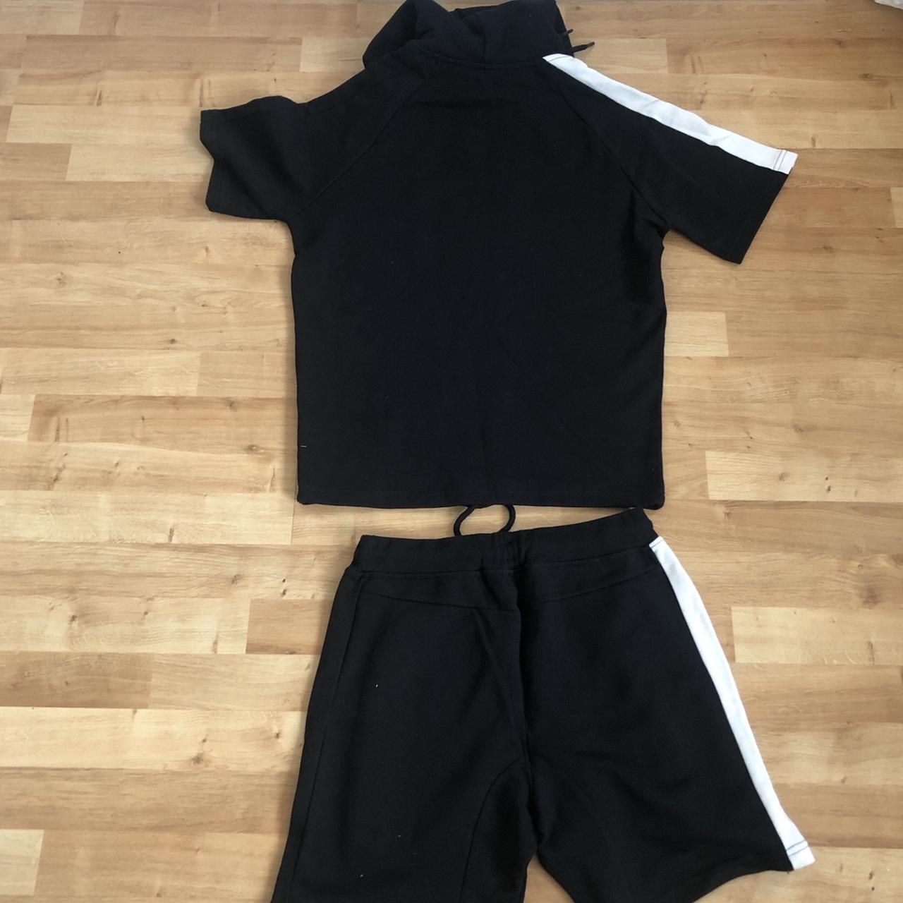 Trapstar shorts set black size small , Brand new
