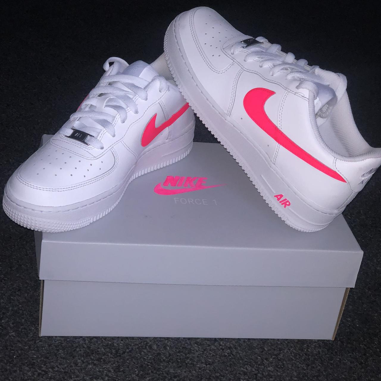 White air force 1 with store pink tick