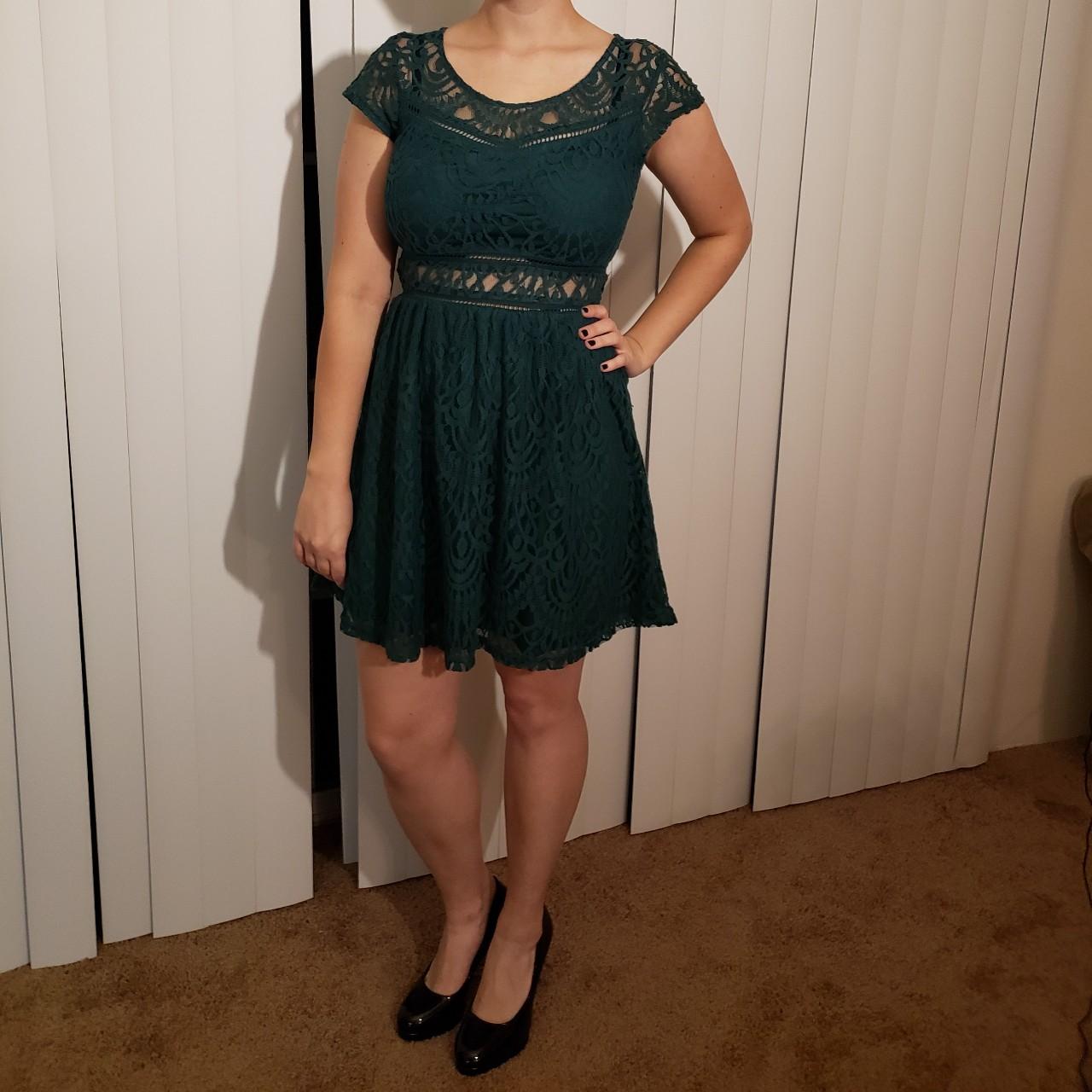 H&m green outlet lace dress