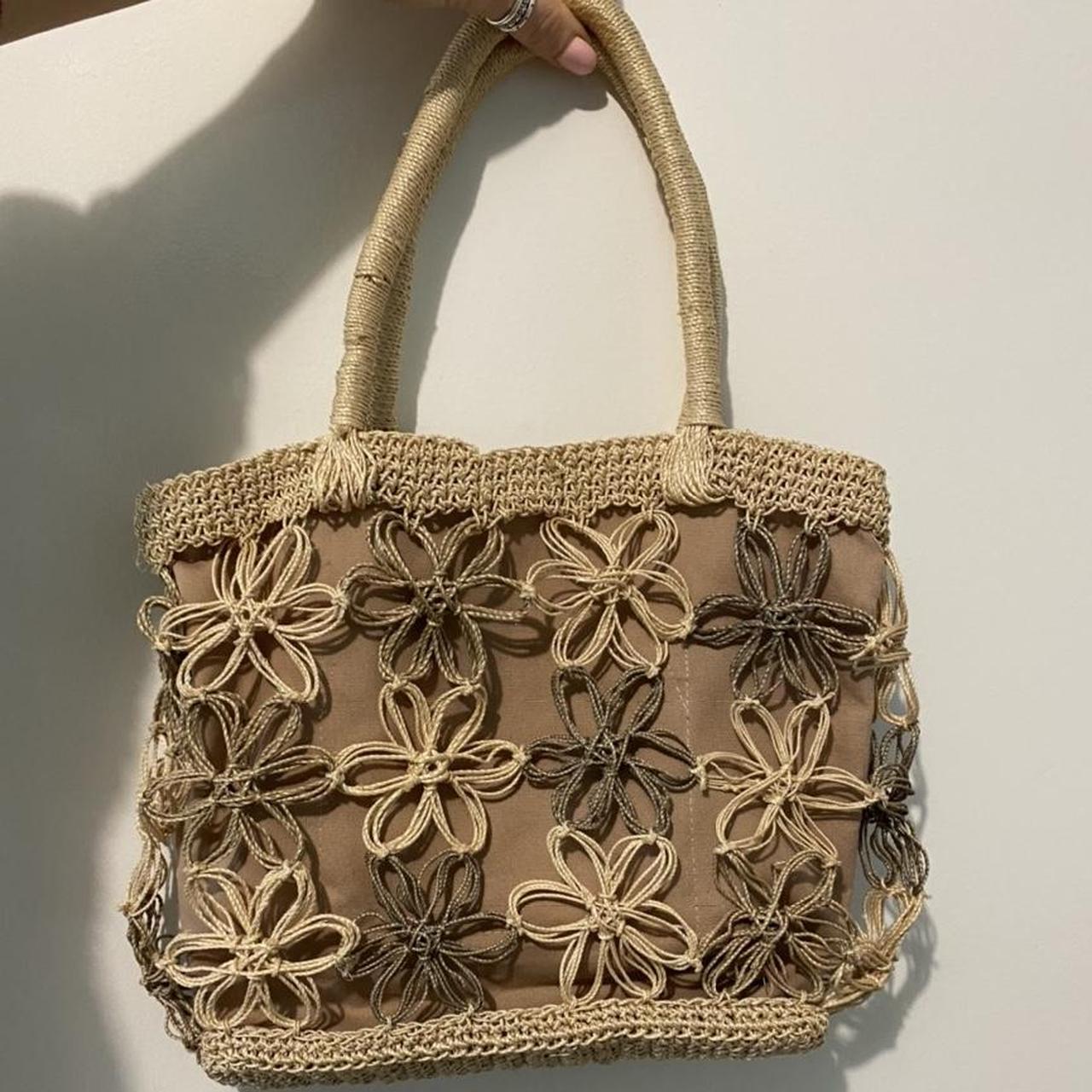 Gorgeousss Y2K flower bag 😍🌸 good condition! Has... - Depop