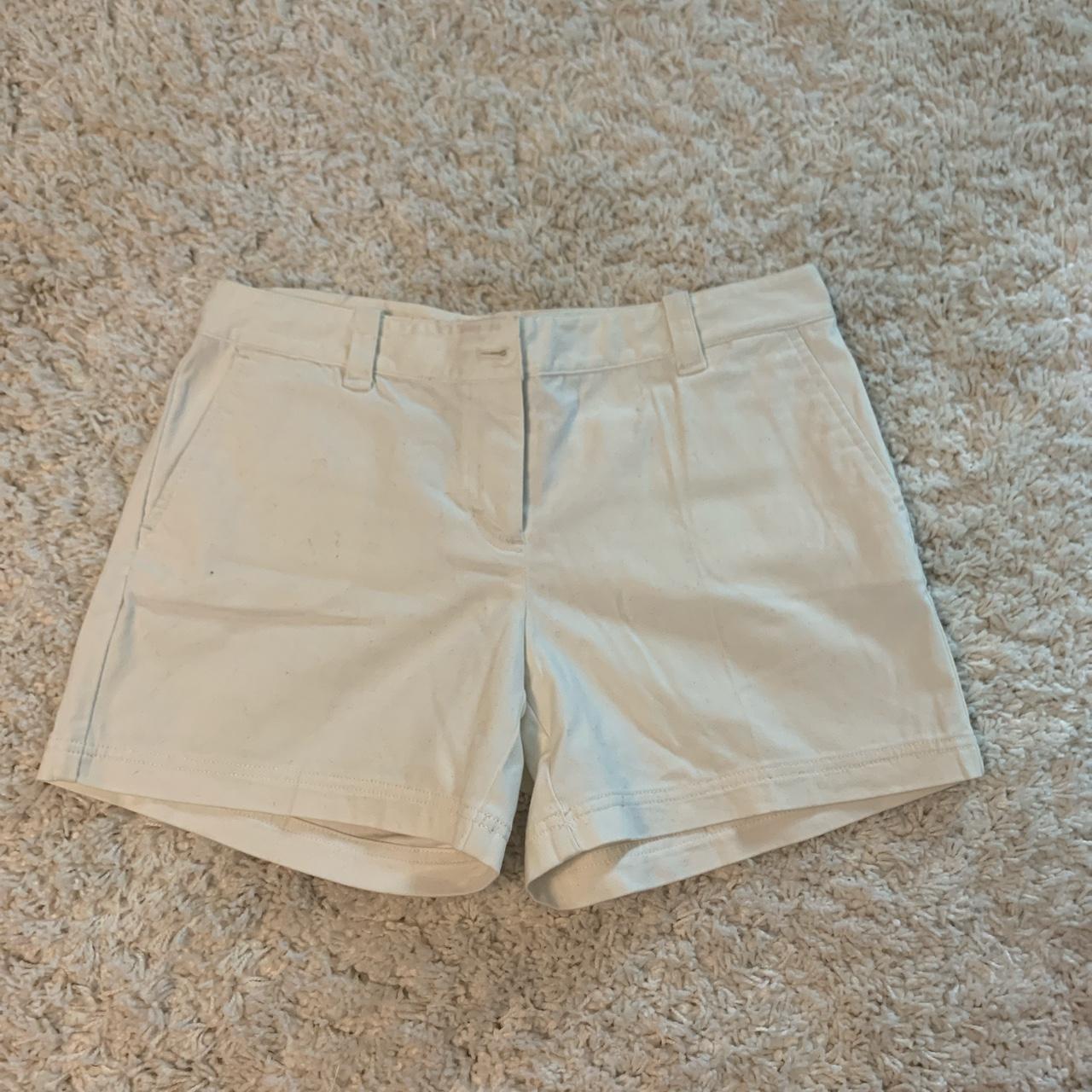 Vineyard Vines Women's Shorts Depop