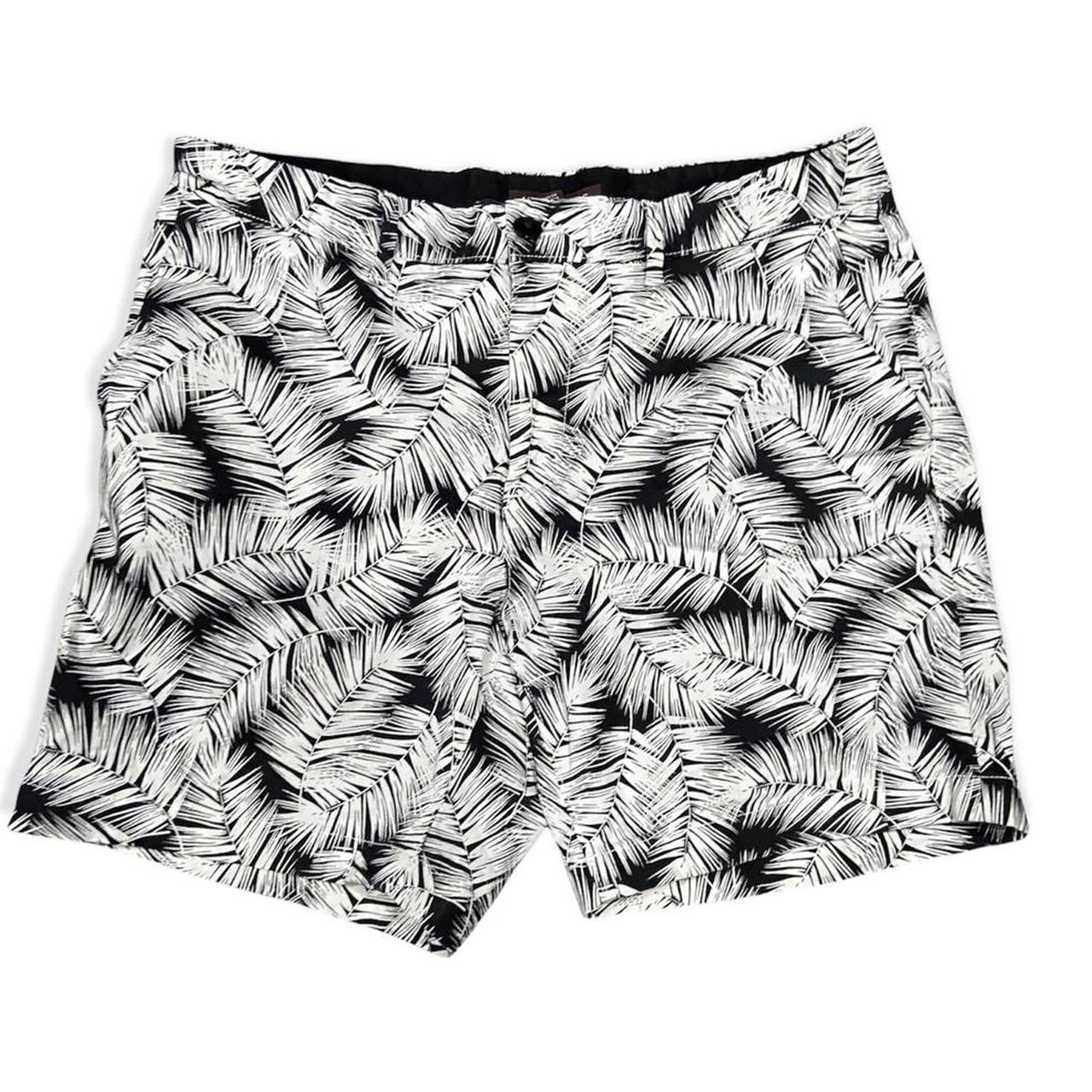 Michael Kors Men's Black and White Shorts | Depop