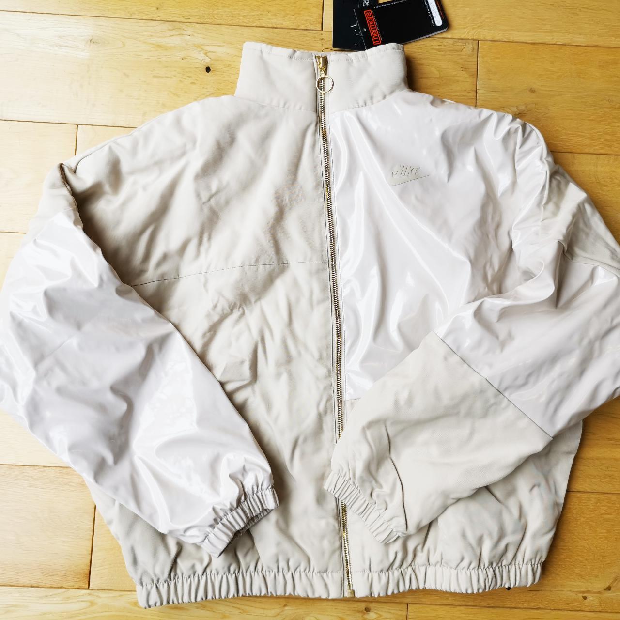 Icon Clash Synthetic Fill Jacket good Oatmeal