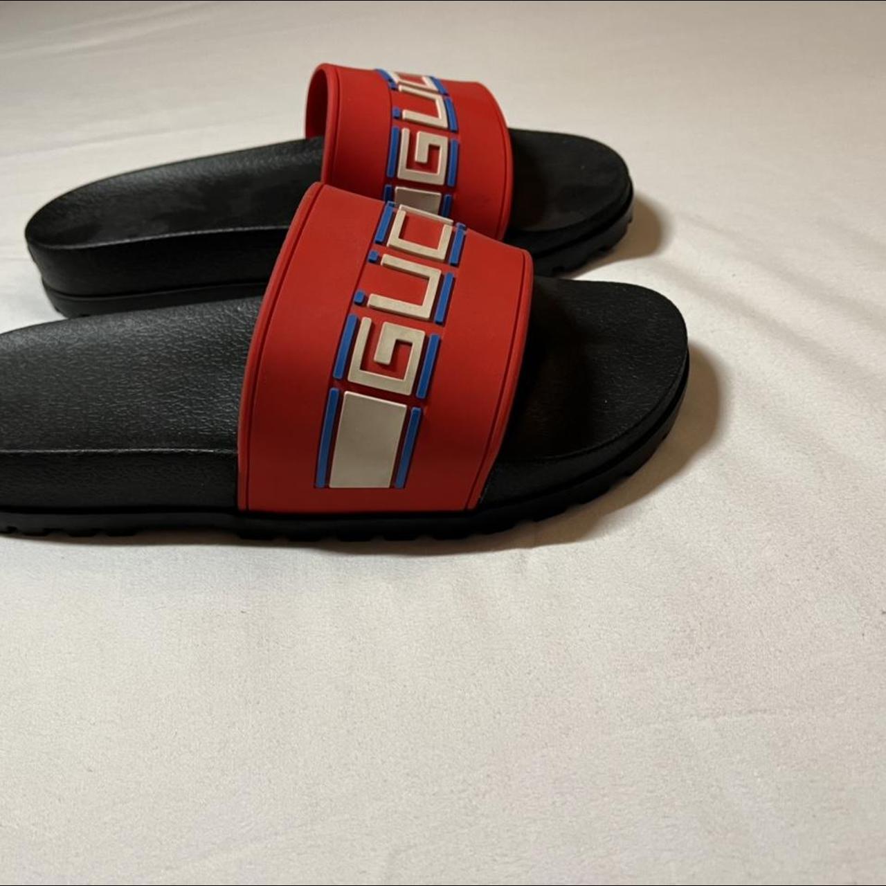 GUCCI slides with tiger graphic 2017 collection - Depop