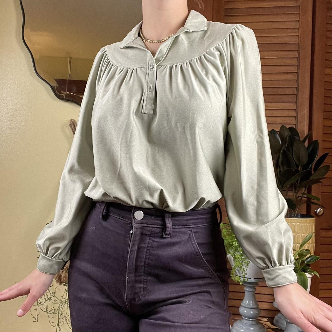 Ship’n Shore Women's Green Blouse