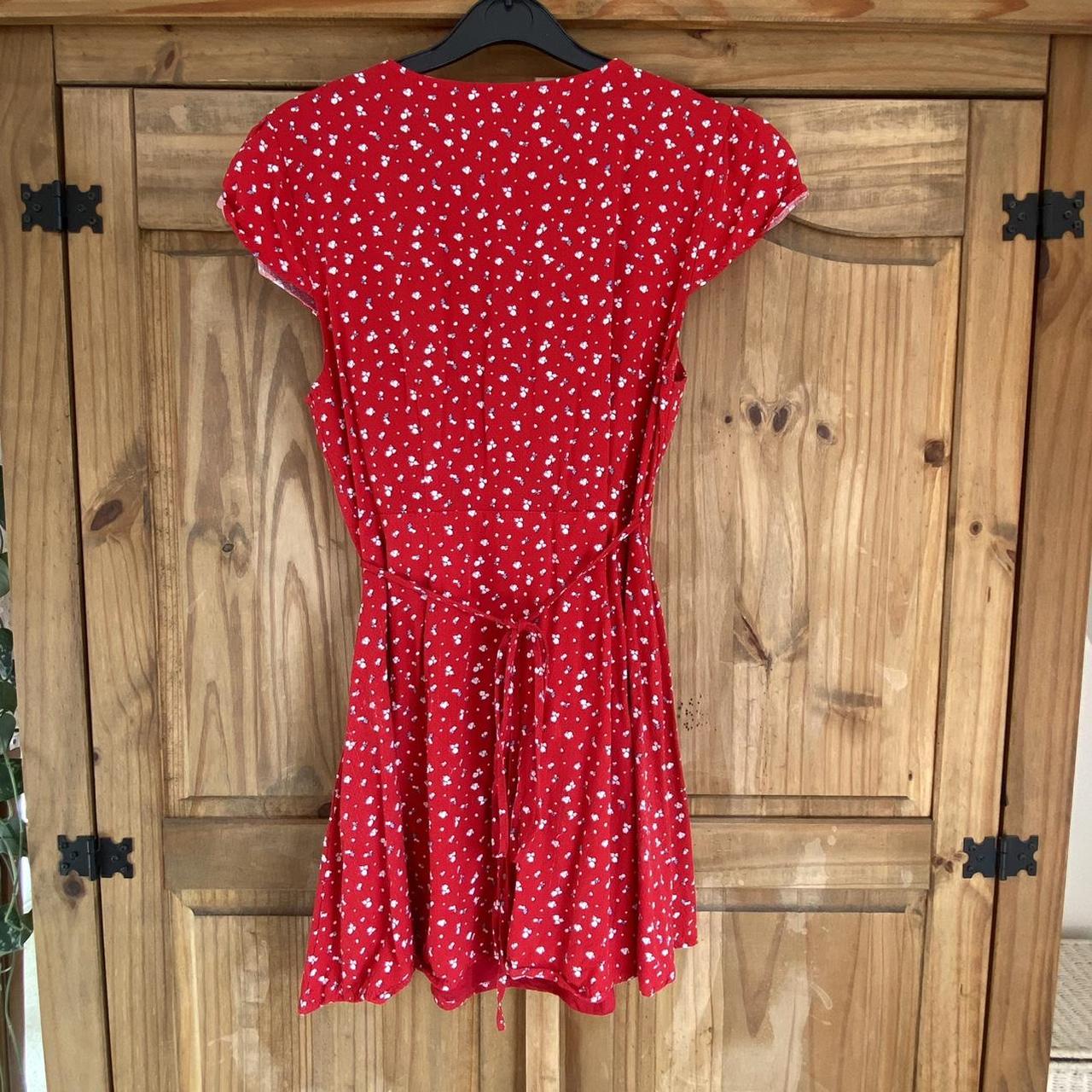 Glassons Women's Red and White Dress | Depop