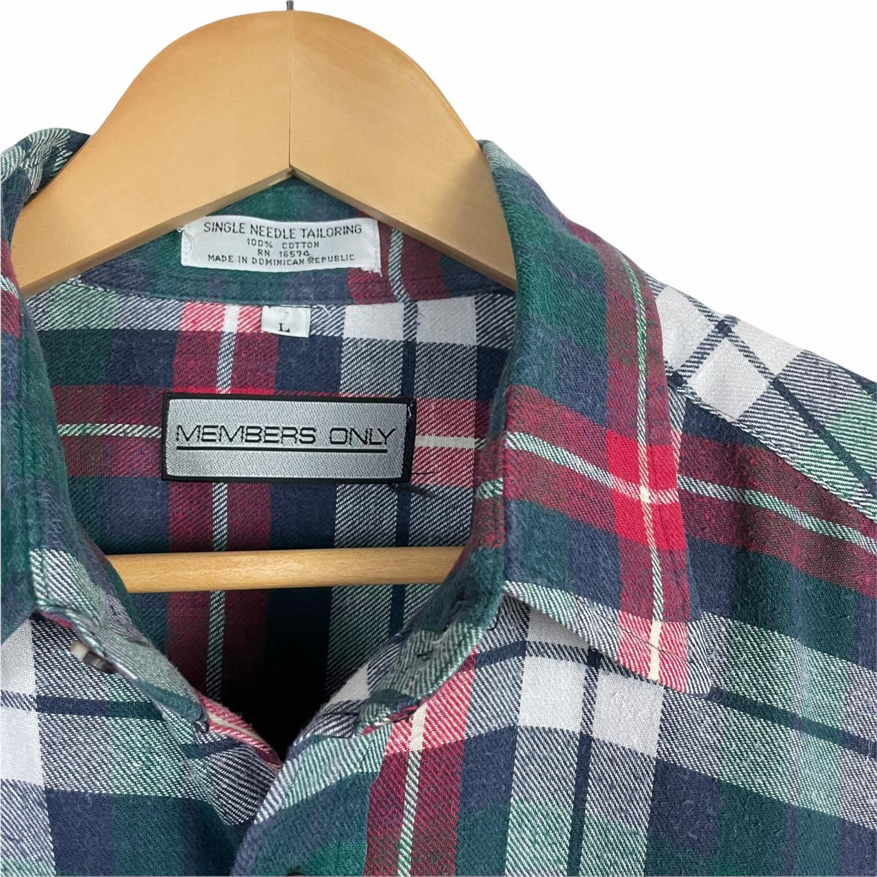 Members Only Women's Green and Red Shirt (4)