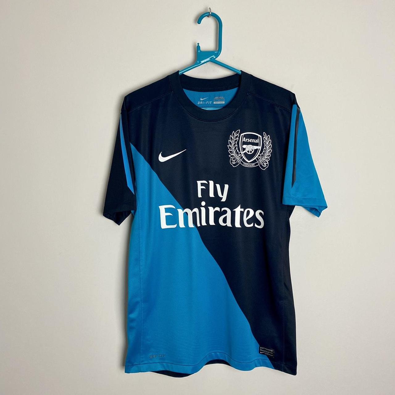 light blue arsenal kit