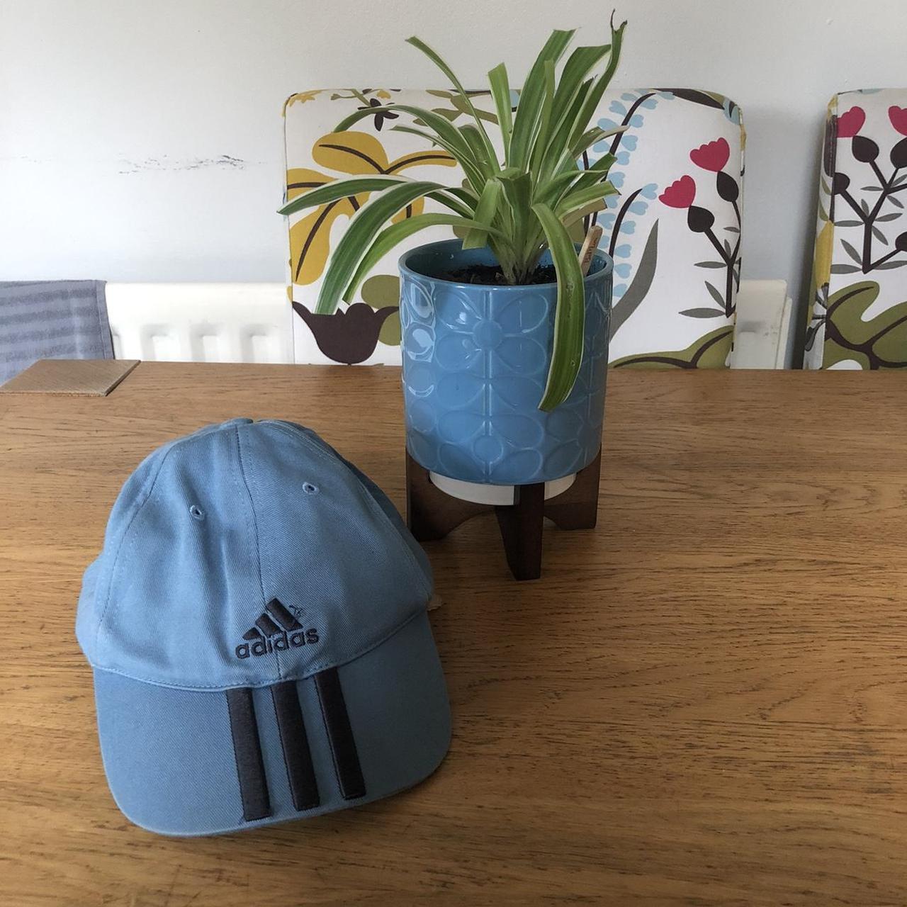 adidas cap small logo