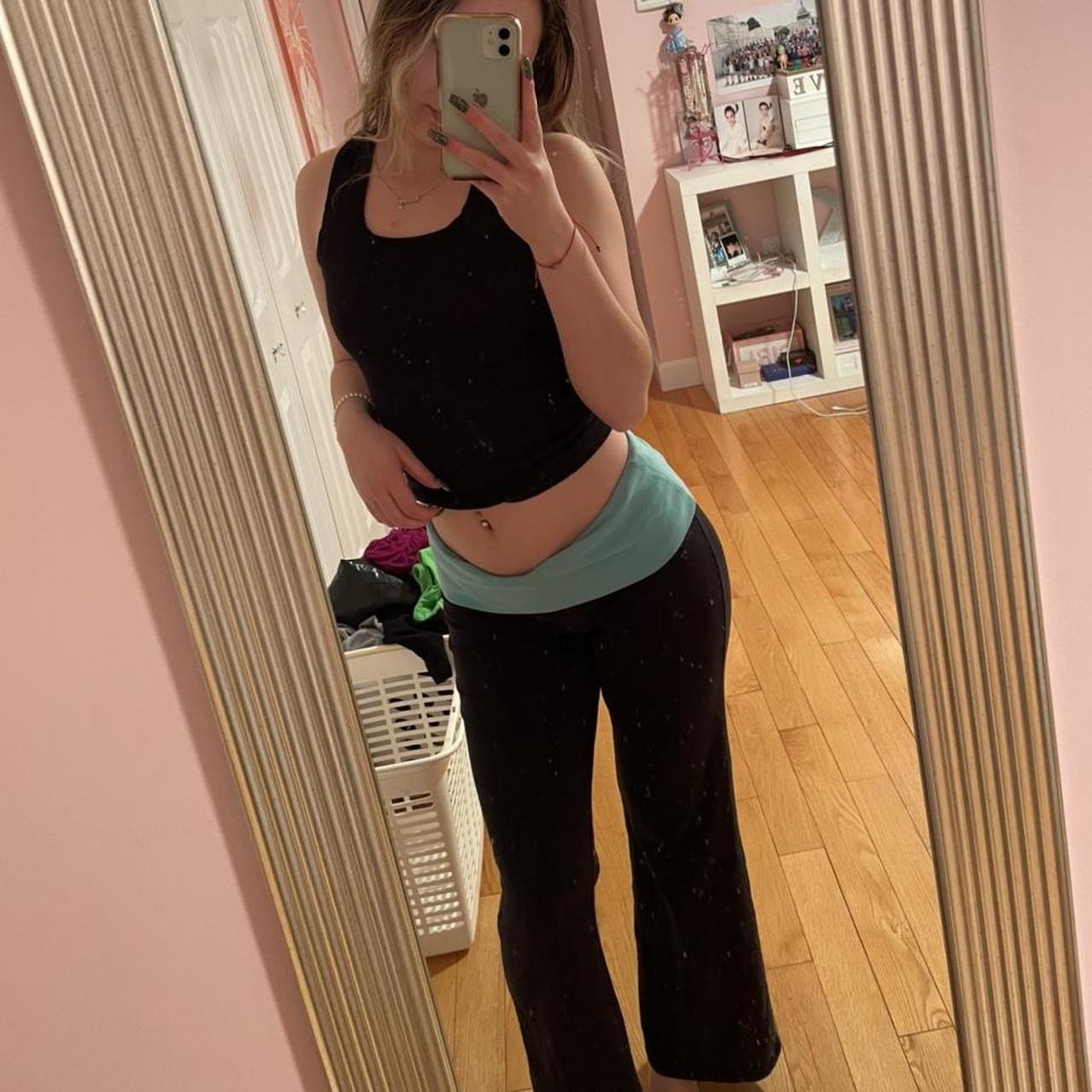 y2k yoga pants