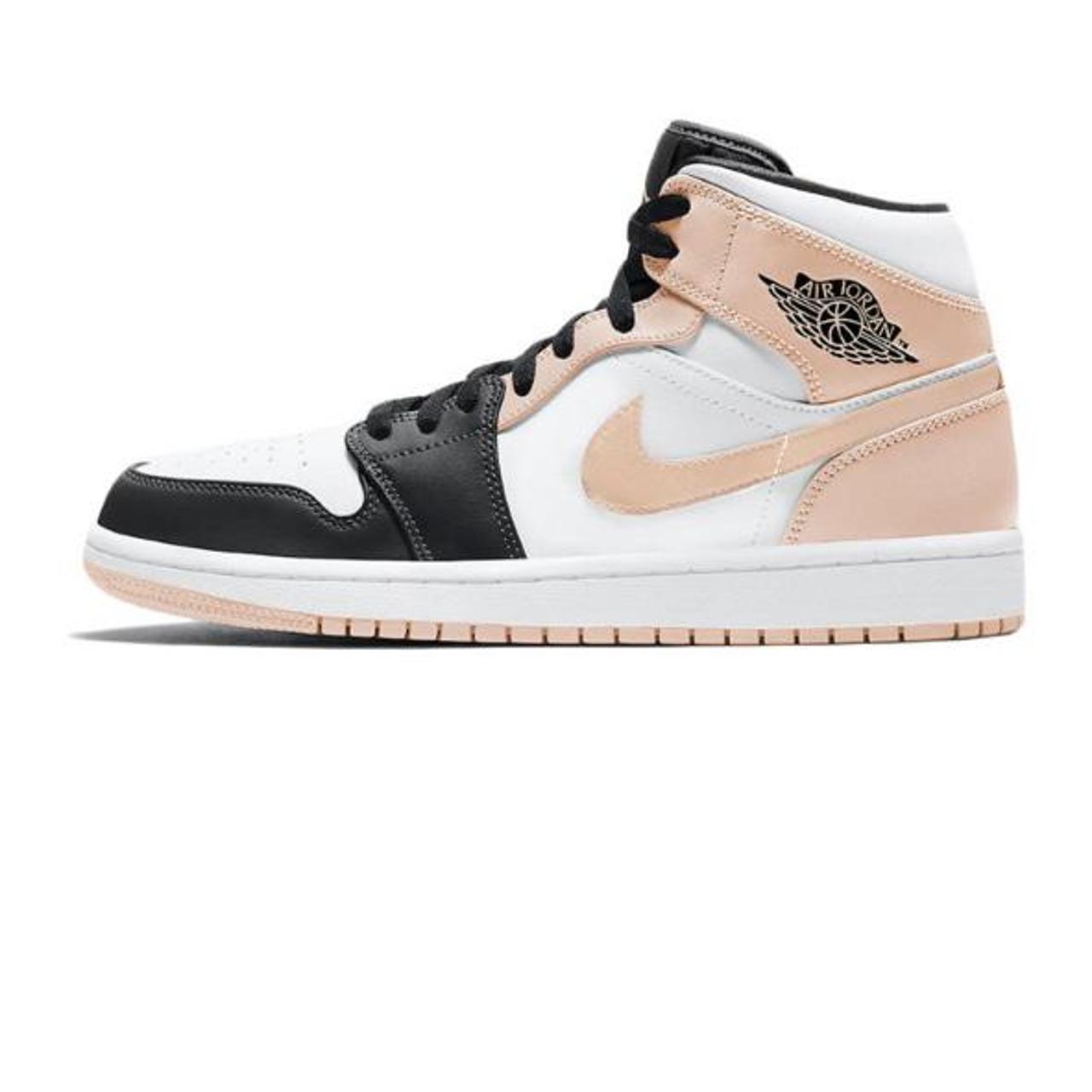 Crimson tint jordan 1 footlocker best sale