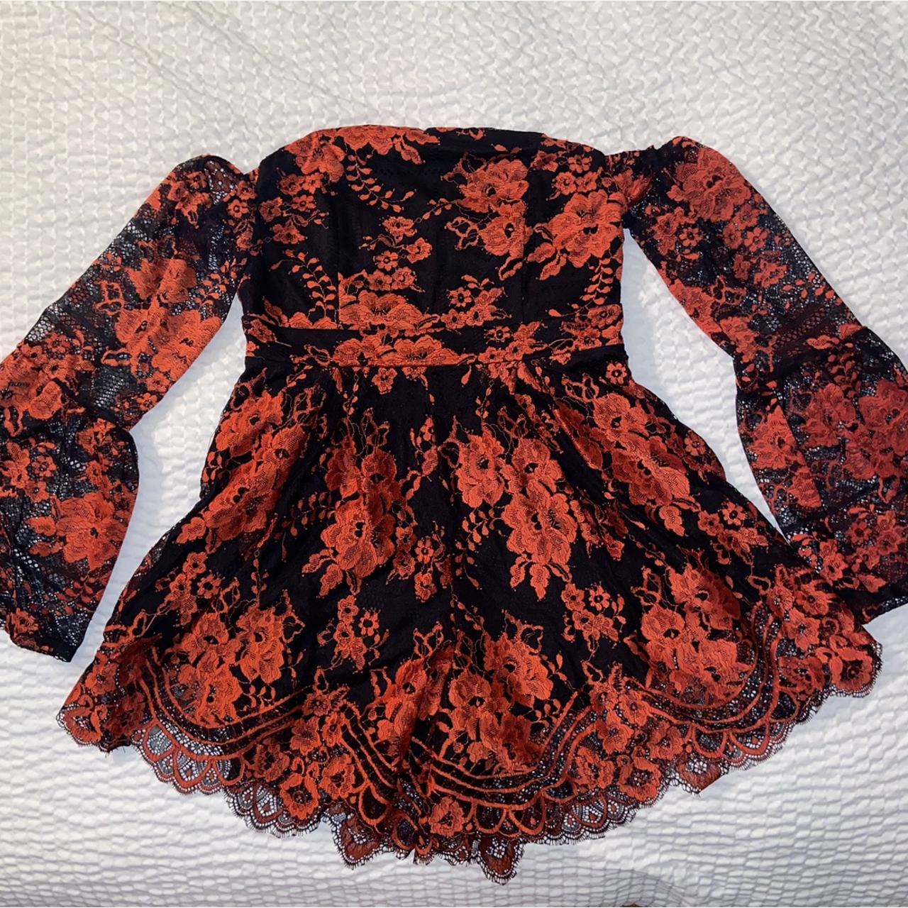 Tiger Mist Lace Fall Together Romper, -Size M,
